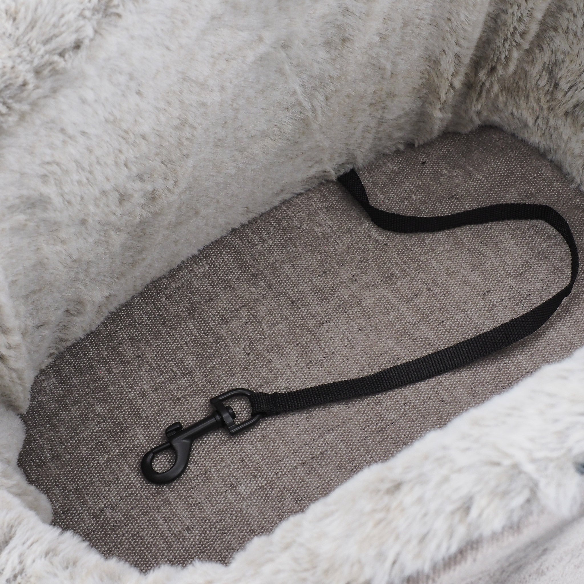 Hundetasche Maya – Komfort & Stil für kleine Hunde